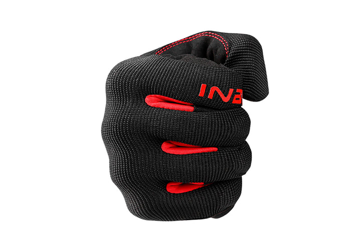 A precise fingertip finish lets EMMO riders interact with screens smoothly, keeping navigation simple without interrupting the pace of their ride.