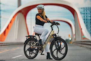 VMO is a step-thru frame and ultra-low seat height, make it easy to accommodate riders of all sizes.  