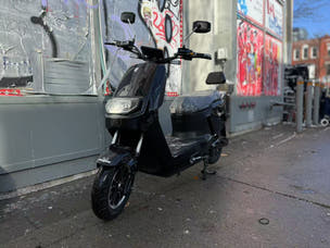 Vovo Electric Scooter (Showroom Demo)